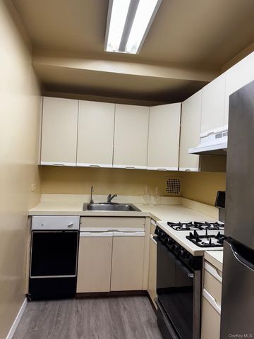 144-24 37th Avenue 3J, Flushing, NY 11354