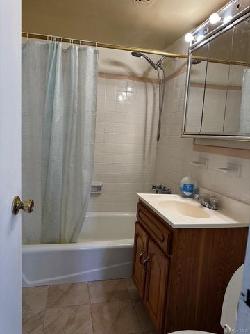 144-24 37th Avenue 3J, Flushing, NY 11354