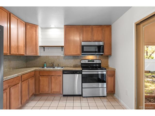 3266 S Helena St, Aurora, CO 80013