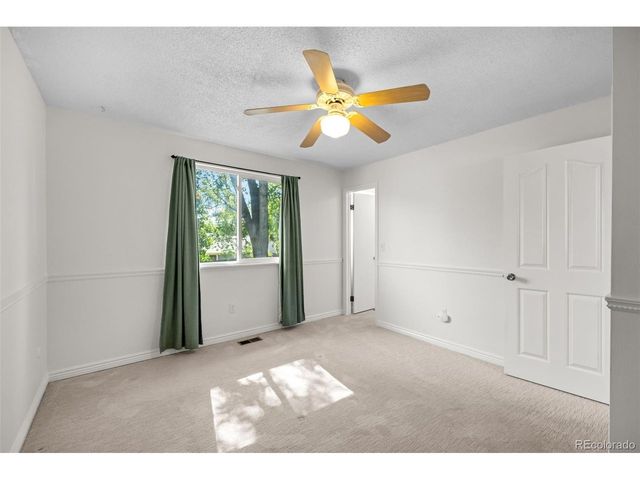 3266 S Helena St, Aurora, CO 80013