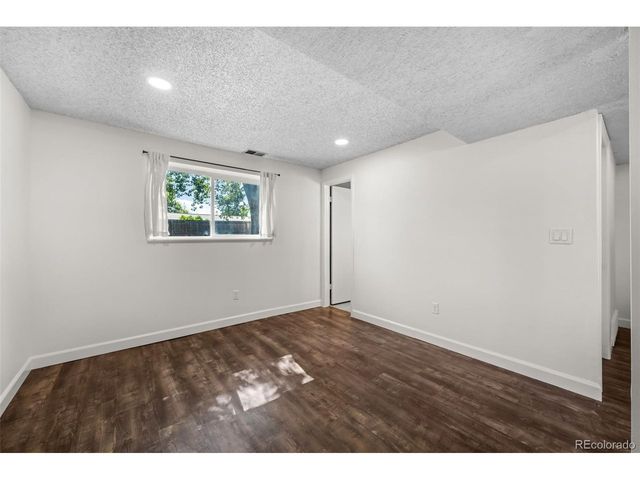 3266 S Helena St, Aurora, CO 80013