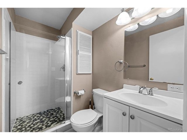 3266 S Helena St, Aurora, CO 80013