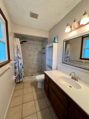 2546 South Brandon Avenue, Springfield, MO 65809