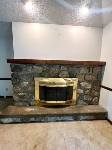 2546 South Brandon Avenue, Springfield, MO 65809