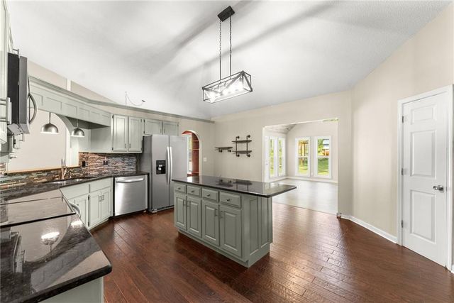 7095 Cogburn Road, Cumming, GA 30028