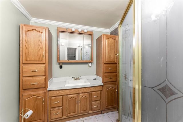 7095 Cogburn Road, Cumming, GA 30028