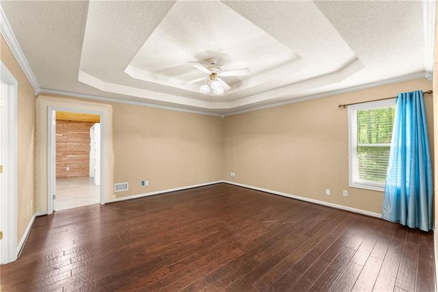7095 Cogburn Road, Cumming, GA 30028