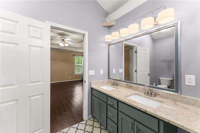 7095 Cogburn Road, Cumming, GA 30028