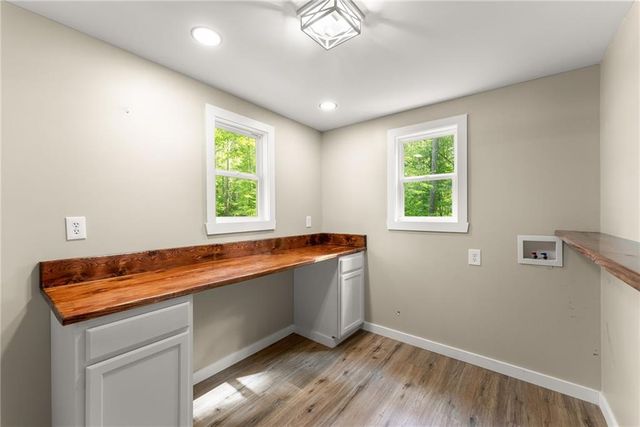 7095 Cogburn Road, Cumming, GA 30028