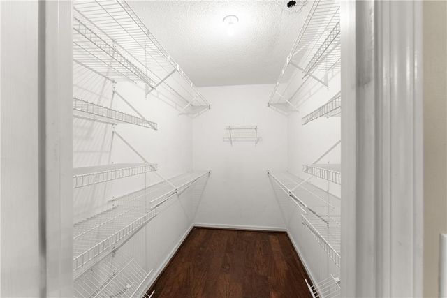 7095 Cogburn Road, Cumming, GA 30028