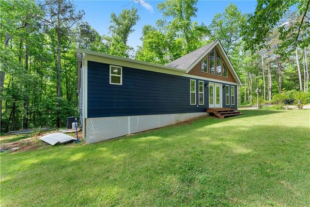 7095 Cogburn Road, Cumming, GA 30028