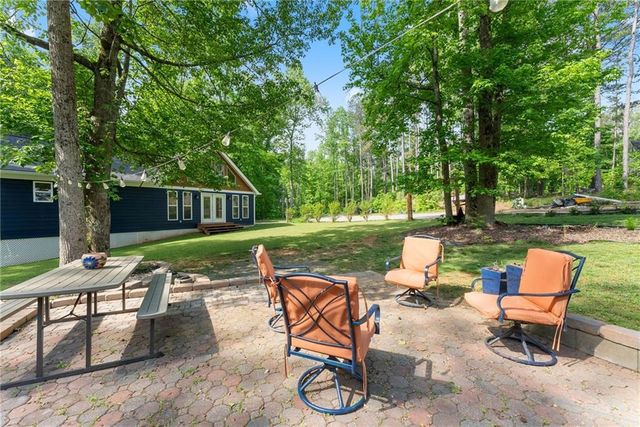 7095 Cogburn Road, Cumming, GA 30028