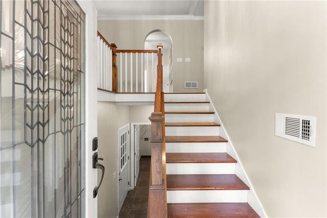 7095 Cogburn Road, Cumming, GA 30028