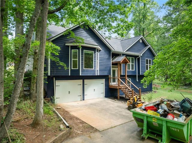 7095 Cogburn Road, Cumming, GA 30028