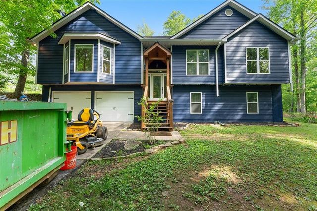 7095 Cogburn Road, Cumming, GA 30028