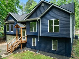 7095 Cogburn Road, Cumming, GA 30028