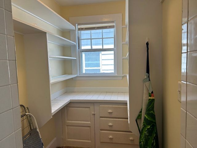 21 Ericsson St 2, Cambridge, MA 02138