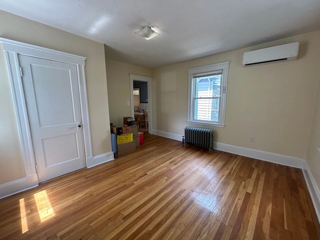 21 Ericsson St 2, Cambridge, MA 02138