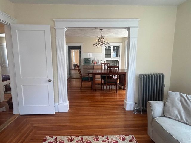21 Ericsson St 2, Cambridge, MA 02138