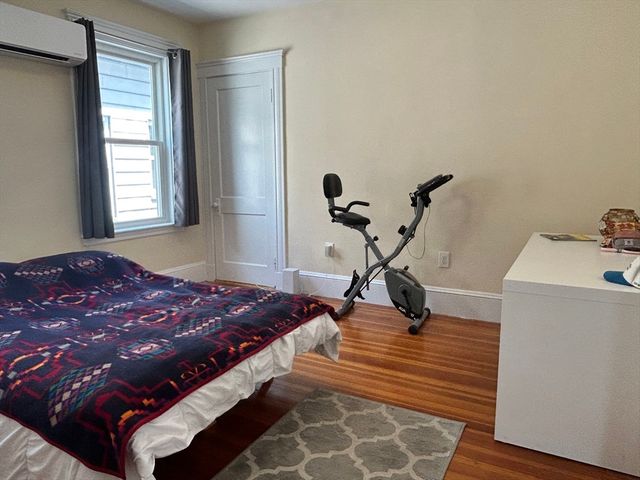 21 Ericsson St 2, Cambridge, MA 02138