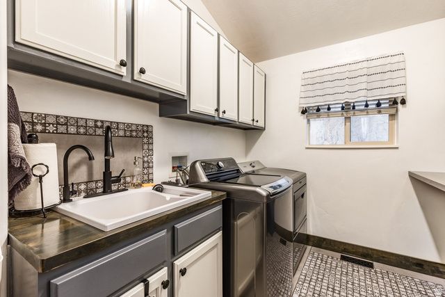 8101 W STEP MOUNTAIN RD, Herriman, UT 84096