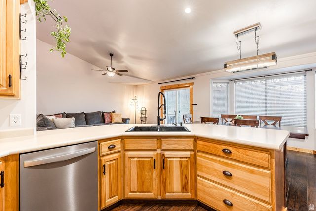 8101 W STEP MOUNTAIN RD, Herriman, UT 84096