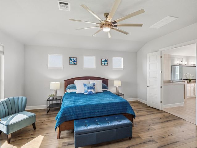1501 Chalk Bluff CT, Leander, TX 78641