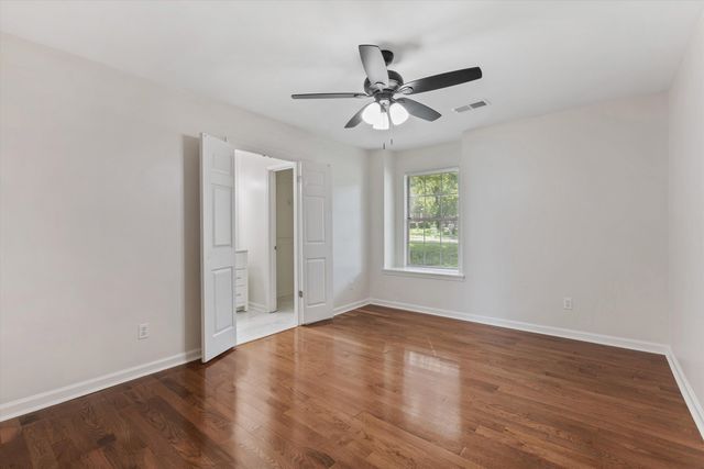 6025 CLOVERLAND CV, Millington, TN 38053