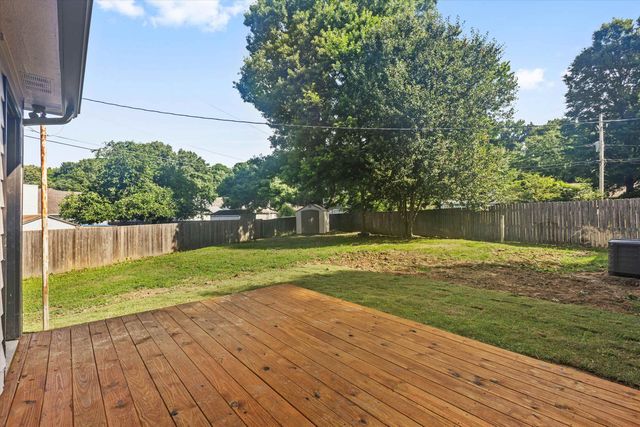 6025 CLOVERLAND CV, Millington, TN 38053
