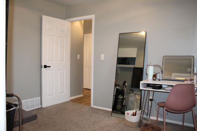 1545 Iowa Street SW, Wyoming, MI 49509