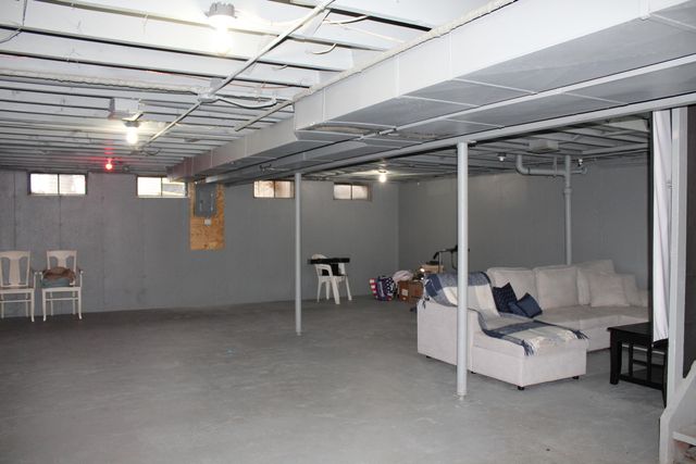 1545 Iowa Street SW, Wyoming, MI 49509