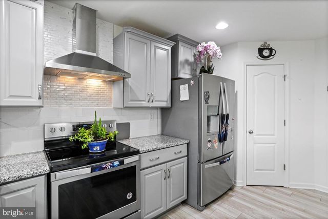 183 LUXOR CT, Bunker Hill, WV 25413