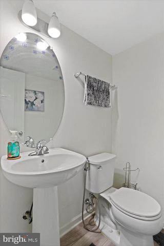 183 LUXOR CT, Bunker Hill, WV 25413