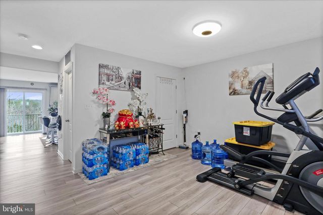 183 LUXOR CT, Bunker Hill, WV 25413