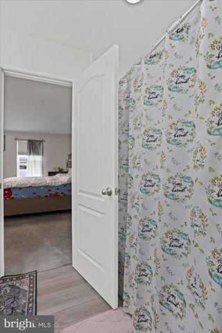 183 LUXOR CT, Bunker Hill, WV 25413