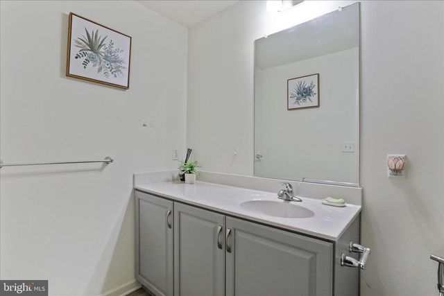 183 LUXOR CT, Bunker Hill, WV 25413