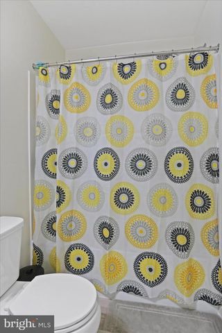 183 LUXOR CT, Bunker Hill, WV 25413