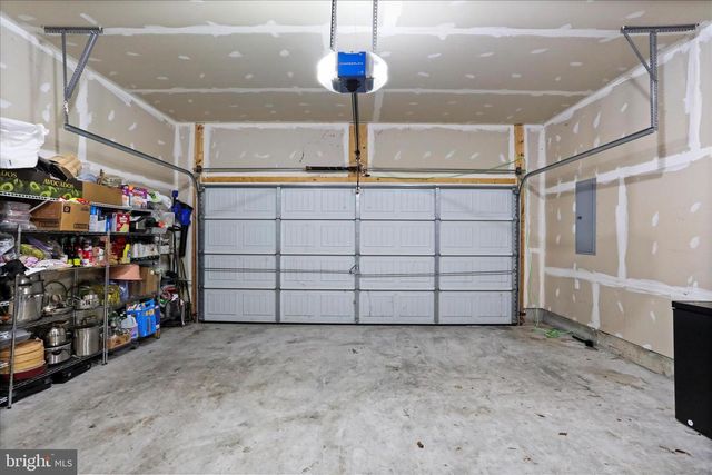 183 LUXOR CT, Bunker Hill, WV 25413