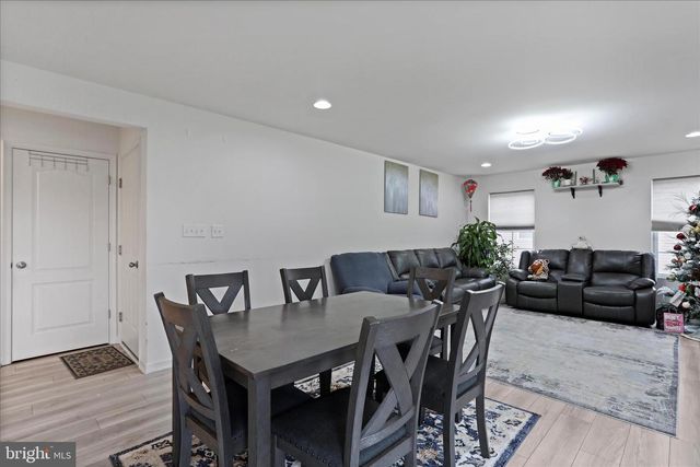 183 LUXOR CT, Bunker Hill, WV 25413