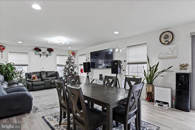 183 LUXOR CT, Bunker Hill, WV 25413