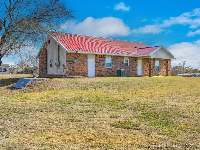 22751 Thompson Lane, Bokoshe, OK 74930