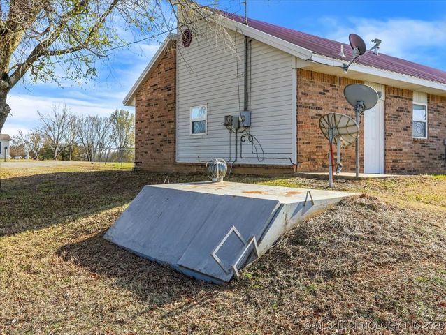 22751 Thompson Lane, Bokoshe, OK 74930