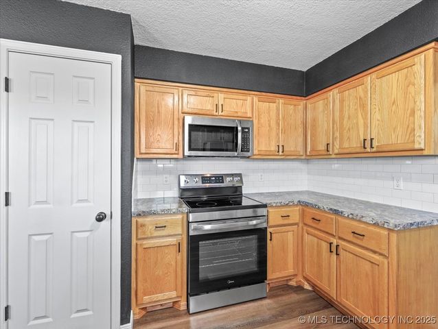 22751 Thompson Lane, Bokoshe, OK 74930