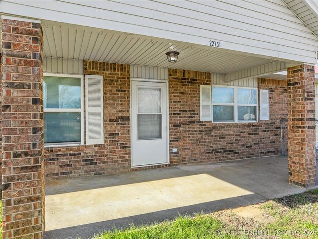 22751 Thompson Lane, Bokoshe, OK 74930