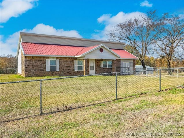 22751 Thompson Lane, Bokoshe, OK 74930
