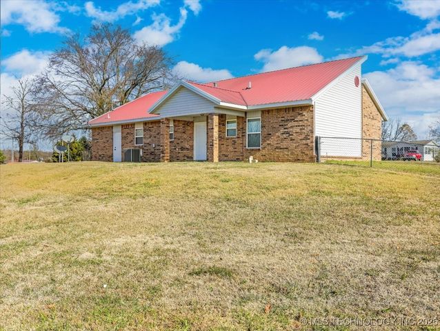 22751 Thompson Lane, Bokoshe, OK 74930