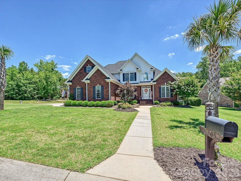 305 Spurs Court, Rock Hill, SC 29732