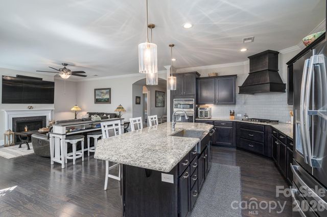 5228 Courtyard Lane, Belmont, NC 28012