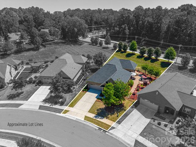 5228 Courtyard Lane, Belmont, NC 28012