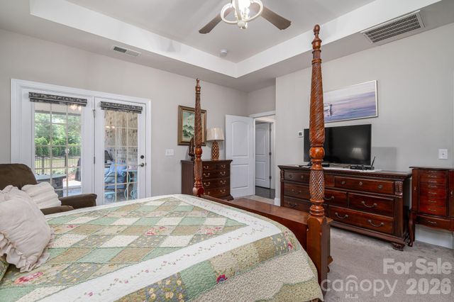 5228 Courtyard Lane, Belmont, NC 28012